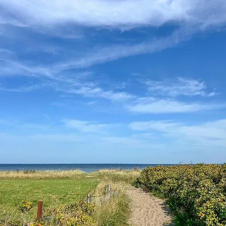 度假居 Colourful Near Middelfart *